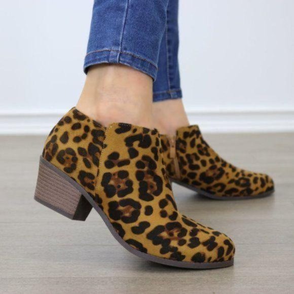 Faux Suede Leopard Print Ankle Booties - Picture 2 of 5